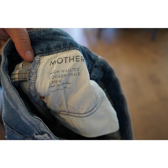 MOTHER High Waisted Looker Ankle Chew Jeans in Push the Envelope Womens Size 26 - Picture 13 of 14